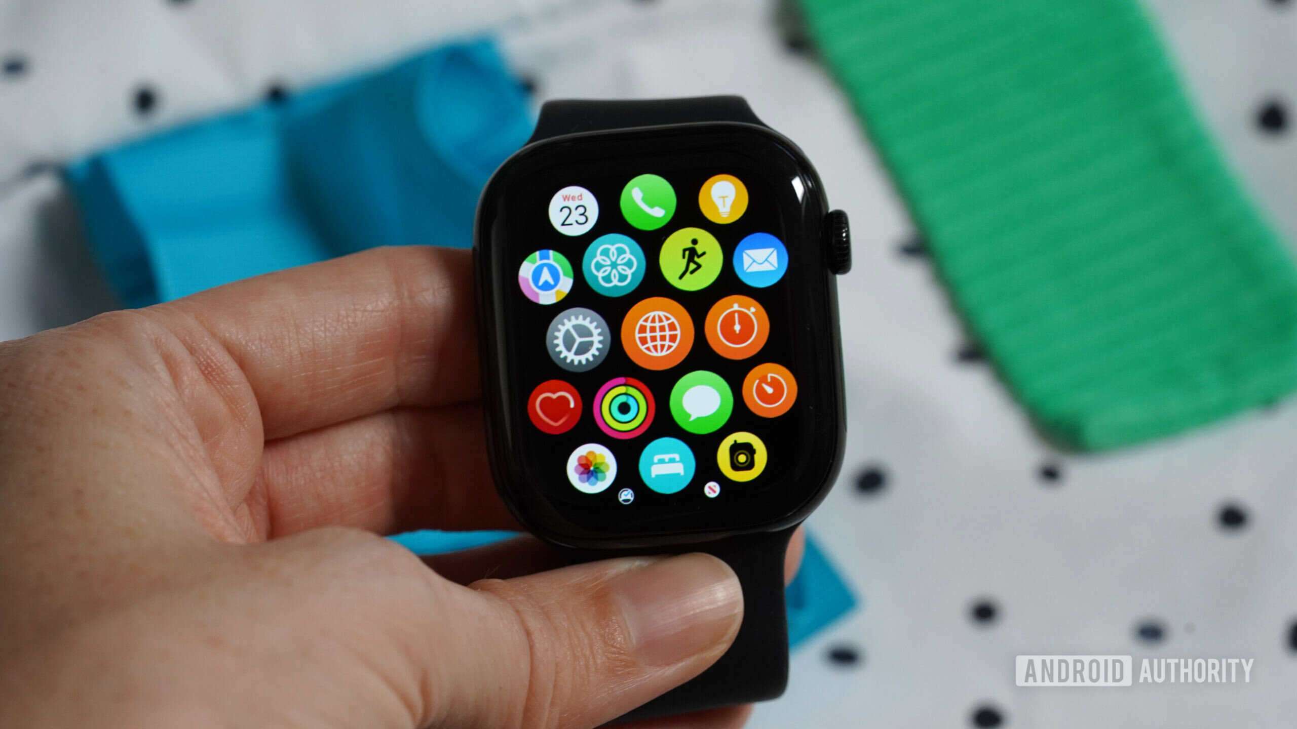 An Apple Watch Series 10 user reviews their app Library