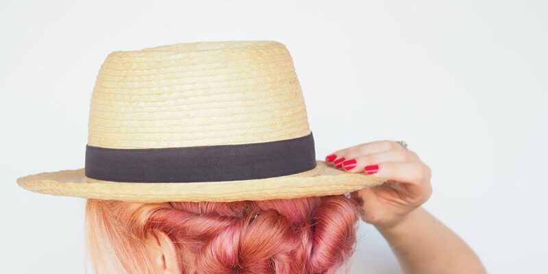 Straightforward hat coiffure tutorial – Hair Romance