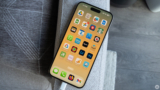 iOS 18.2 to allow users to set new default call and messaging apps